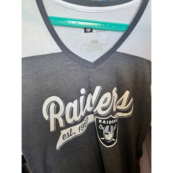 NFL Team Apparel Women’s Raiders 3/4 Sleeve Shirt Size V-Neck Small S new - Picture 3 of 10